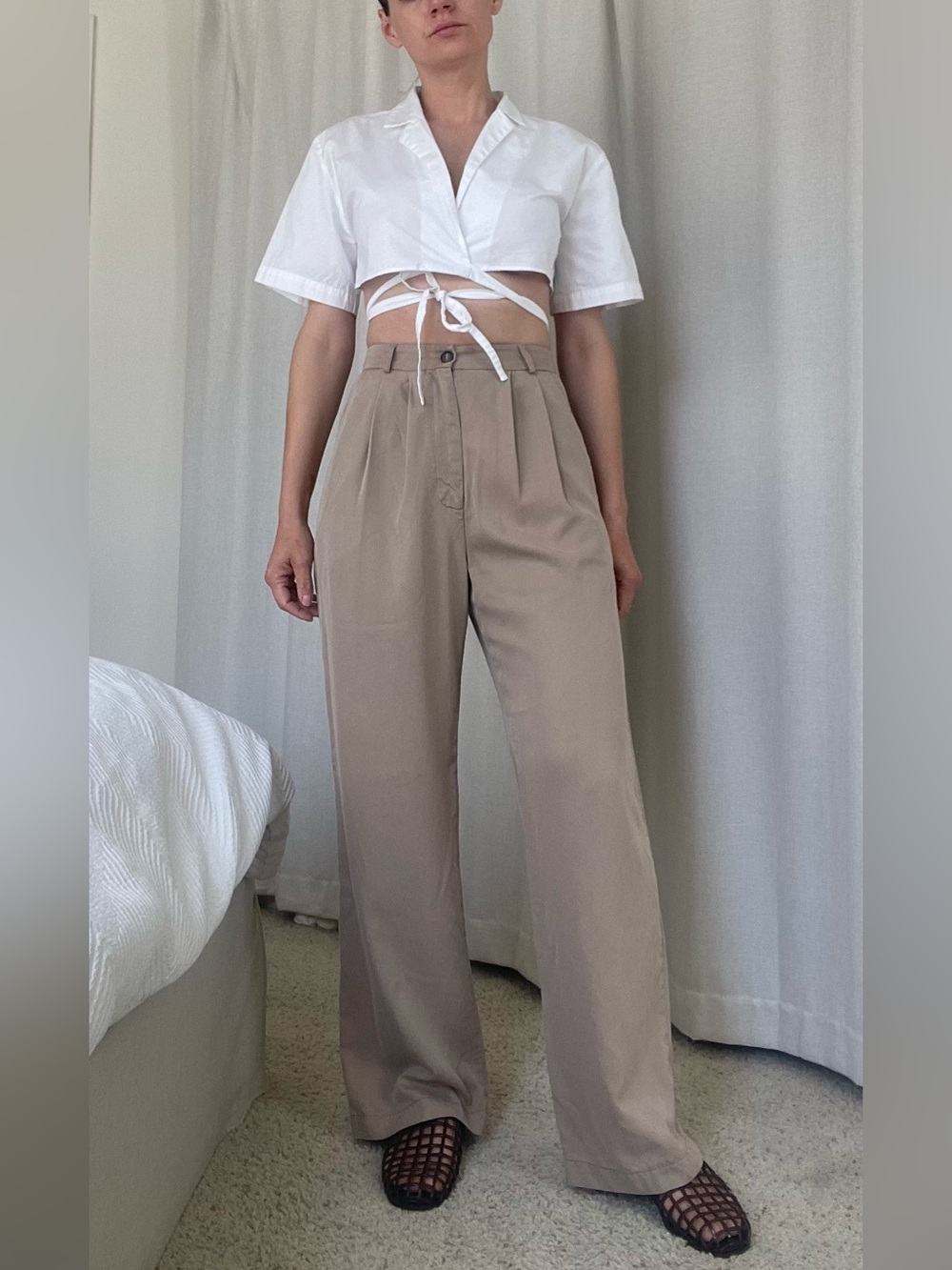 Reformation Sz 4 Mason High-Rise Pleated Trousers in Taupe